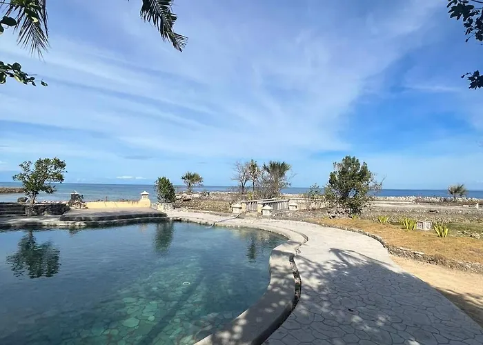 Coralpoint Gardens & Residences