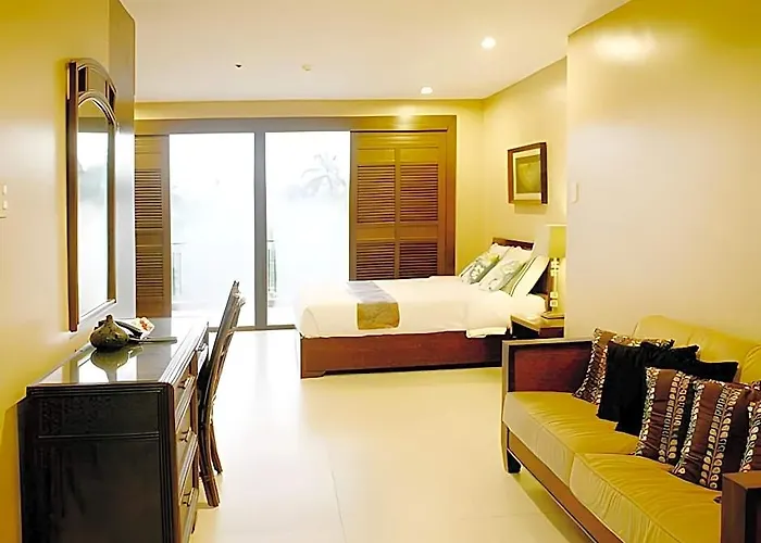 Coralpoint Gardens & Residences 3*