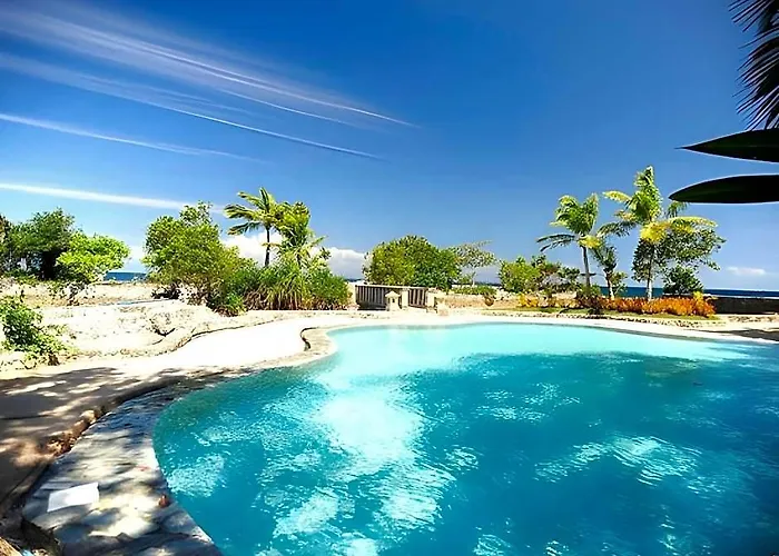 Resort Coralpoint Gardens & Residences Lapu-Lapu City